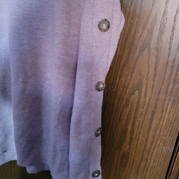 EUC Apt. 9 Lavender Button Sweater Size Medium - Picture 8 of 11